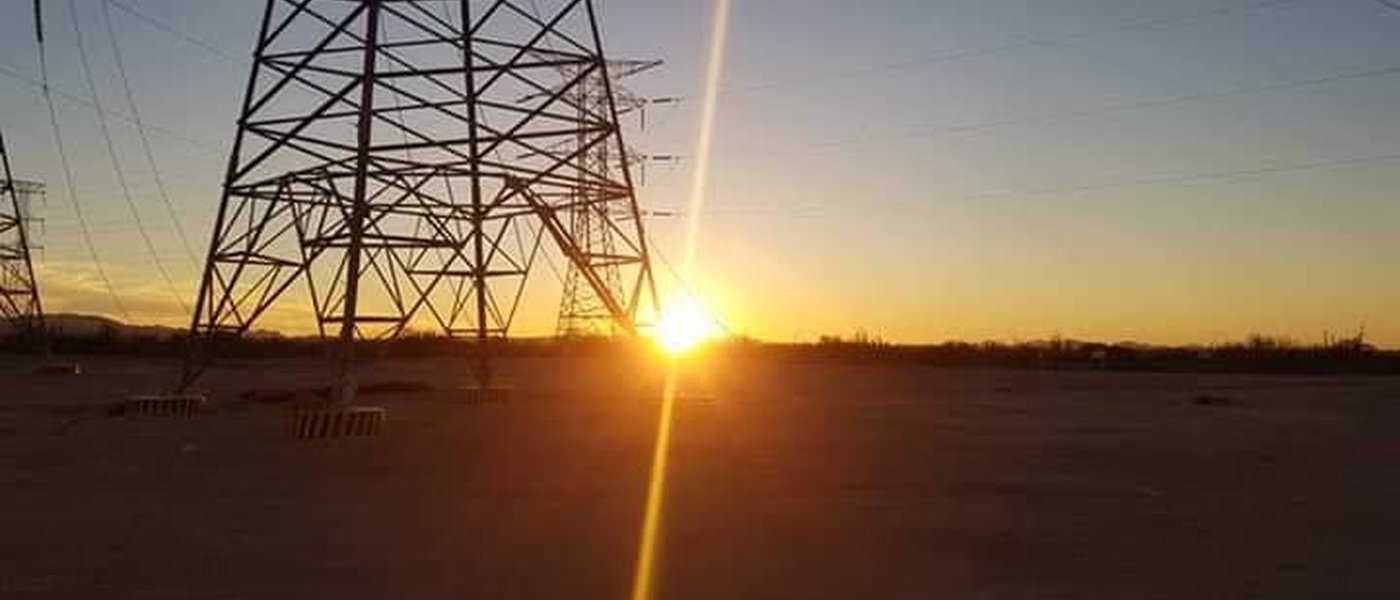 Línea de alta tensión 132 kV al atardecer — Servicoop Energía, Tartagal, Salta